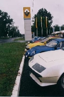 Rassemblement au Garage Renault